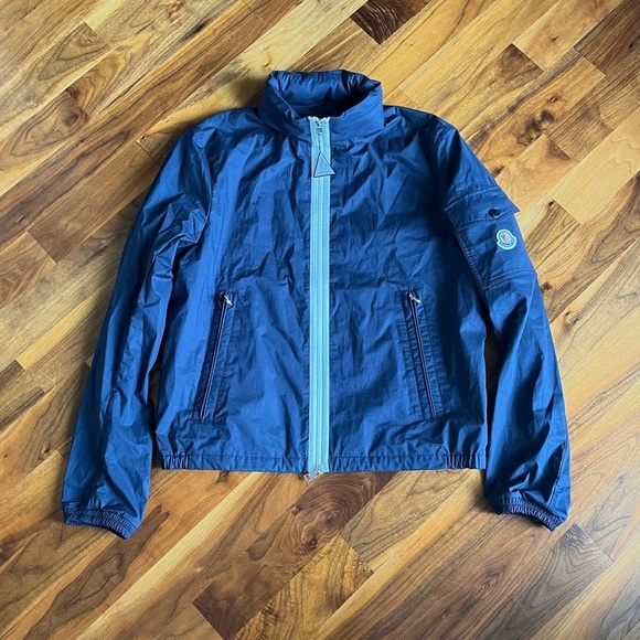 MONCLER BRIZE ZIP RAIN JACKET, NEW - Picture 4 of 13